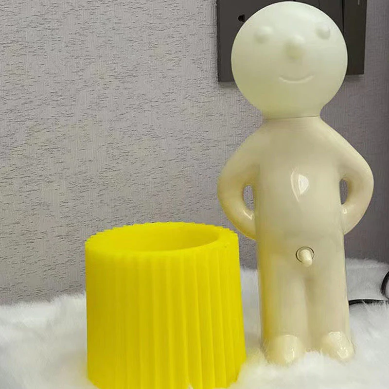 Een kleine verlegen man creatieve lamp - Image 5