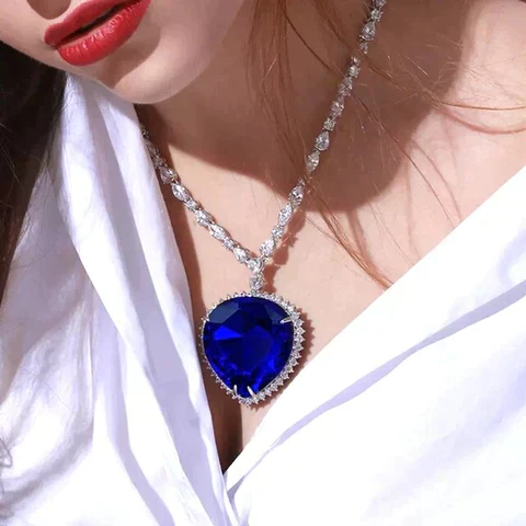 Amanda – Elegante Blauwe Hartketting | 50% KORTING - Image 9