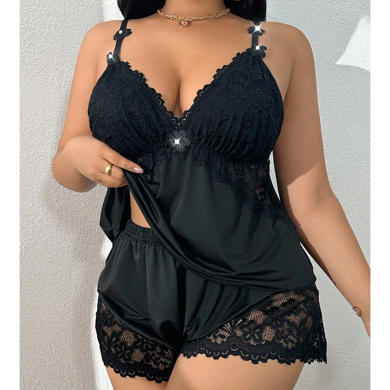 Emira – Luxe satijnen pyjama set met verstelbare kanten bandjes - Image 14