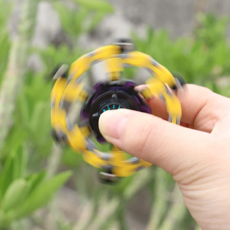 Fidget spinner with suction cup - Image 3