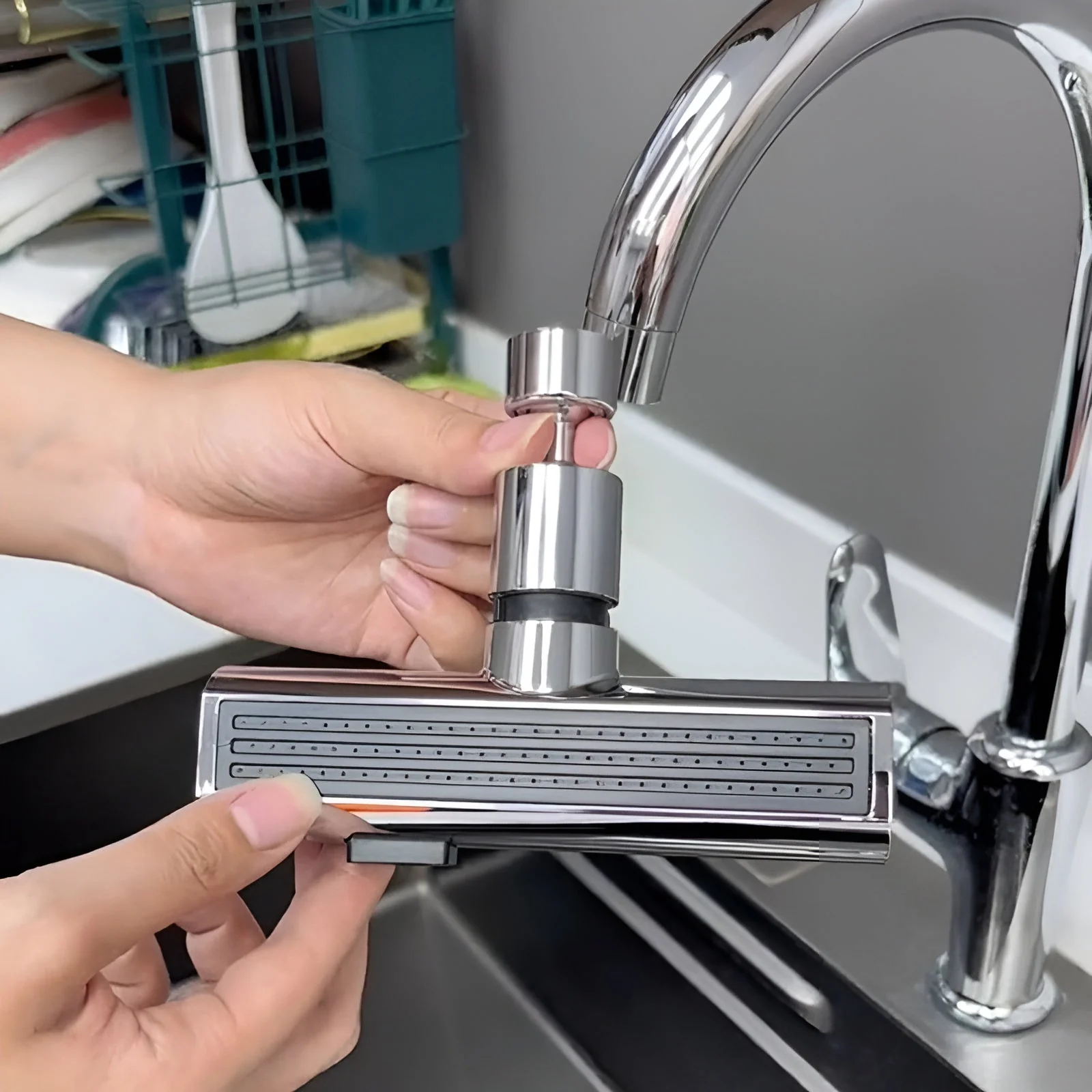 FlexiFlow™ – Uittrekbare Keukenkraansproeier voor Maximaal Bereik & Minimale Spetters | 50% KORTING - Image 2