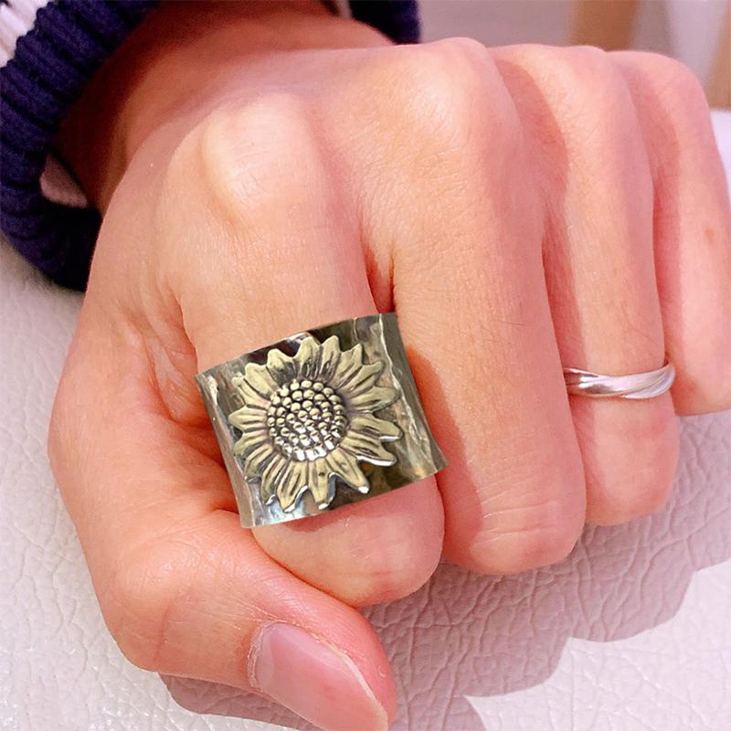 Golden Sunflower Wide Band Silver Ring - Image 6
