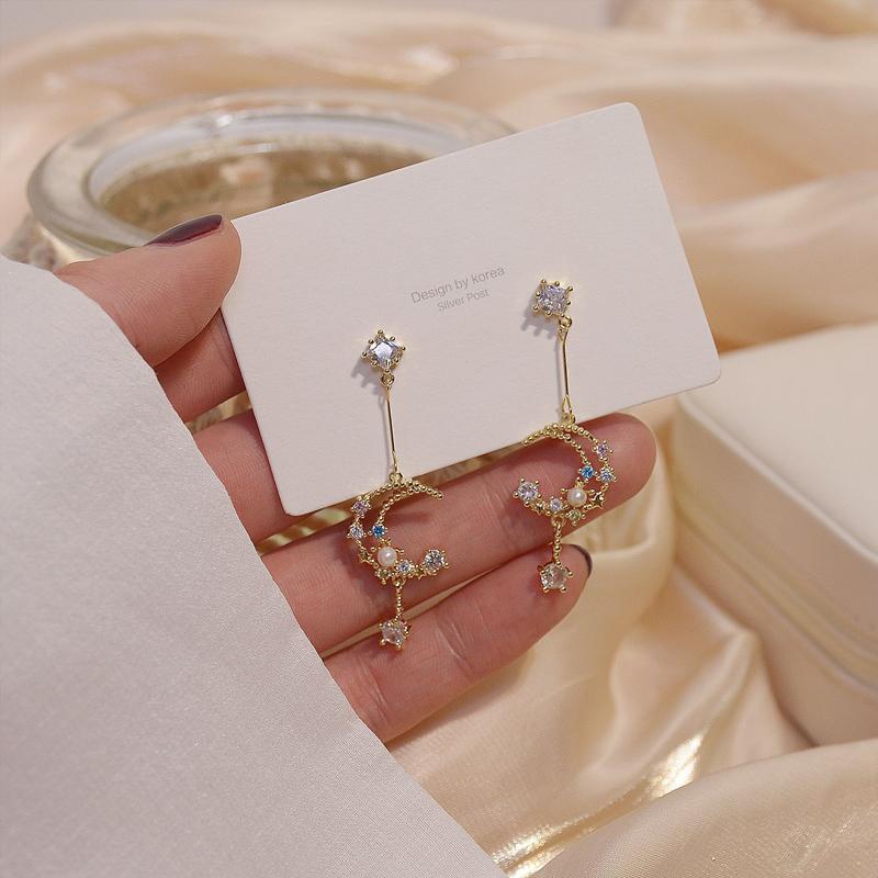 Night Sky Moon And Star Pearl Dangle Drop Oorbellen - Image 4