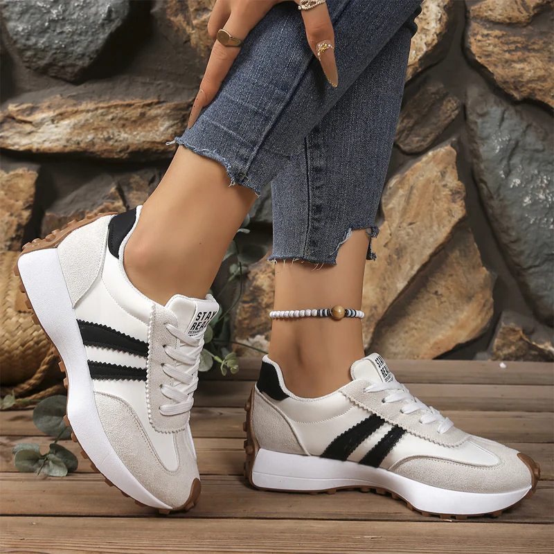 Nina – Casual sneaker met 4 cm hak en retrostijl - Image 11