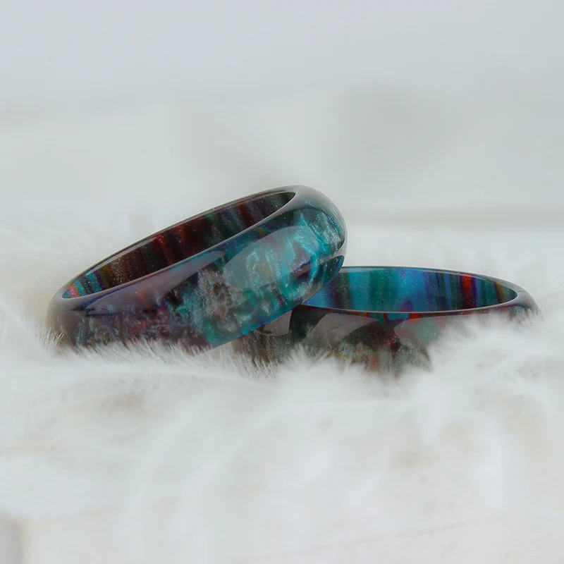 Ring van ingelegde hars met regenboogdiamanten - Image 8
